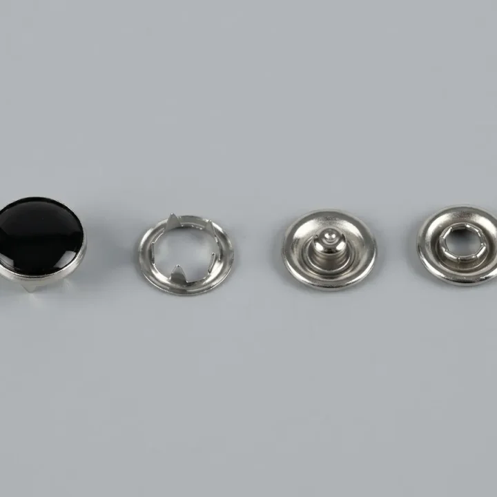 pearl-snap-fasteners